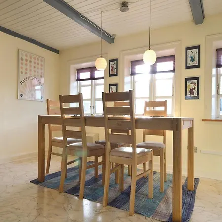 Four-bedroom In Casa de Férias